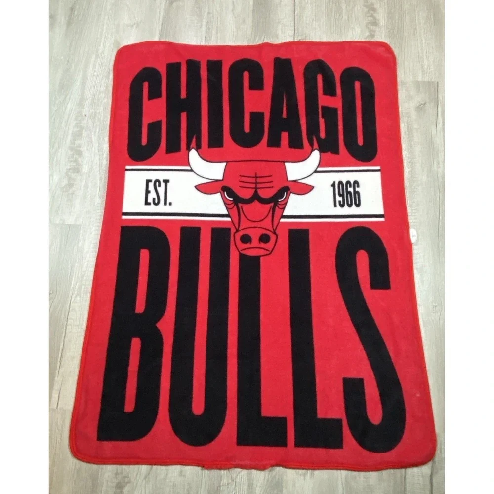 Northwest NBA Chicago Bulls Singular Silk Touch Throw Blanket, 42x57‎